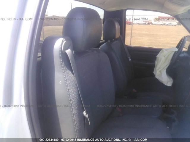 1GCEC14X87Z116529 - 2007 CHEVROLET SILVERADO C1500 CLASSIC WHITE photo 8