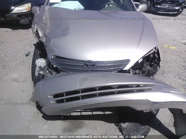 4T1BF30KX2U027997 - 2002 TOYOTA CAMRY LE/XLE/SE ოქროსფერი ფოტო 6