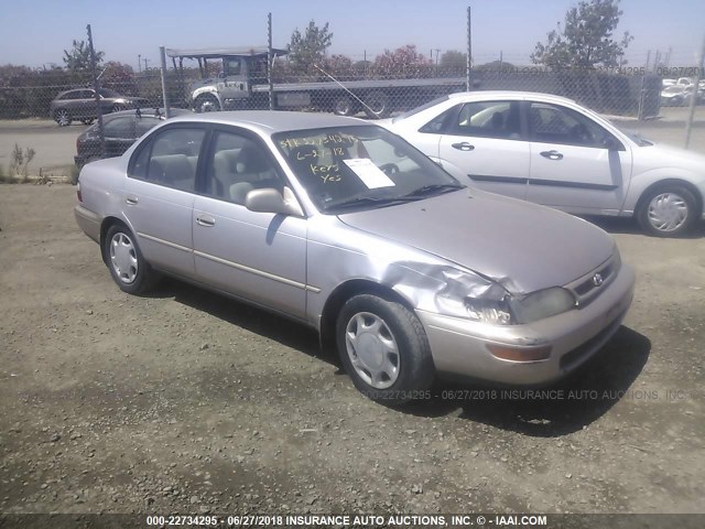 1NXBB02EXTZ383644 - 1996 TOYOTA COROLLA DX TAN photo 1