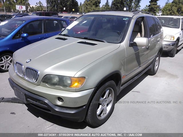 WBAFB3344YLH02904 - 2000 BMW X5 4.4I GOLD photo 2