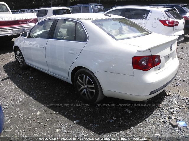 3VWSF71K56M723975 - 2006 VOLKSWAGEN JETTA 2.5 OPTION PACKAGE 1 WHITE photo 3