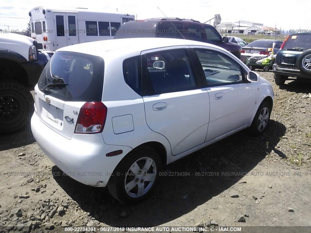 KL1TD66607B744834 - 2007 CHEVROLET AVEO LS WHITE photo 4
