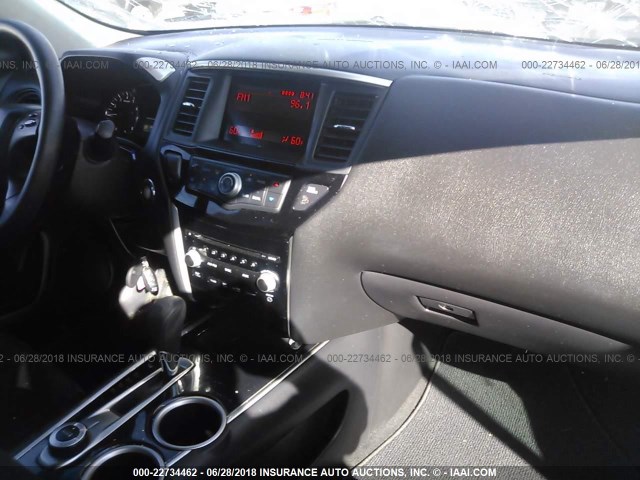 5N1AR2MM2DC680468 - 2013 NISSAN PATHFINDER S/SV/SL/PLATINUM GRAY photo 5