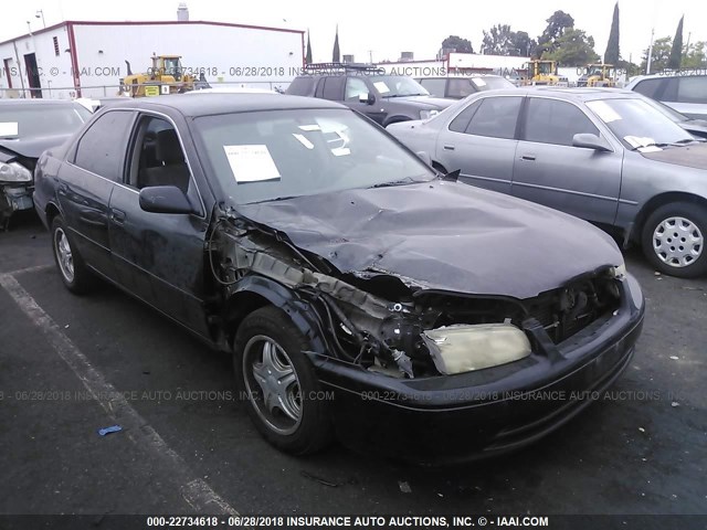 JT2BG22K410551301 - 2001 TOYOTA CAMRY CE/LE/XLE 黑色 照片 1