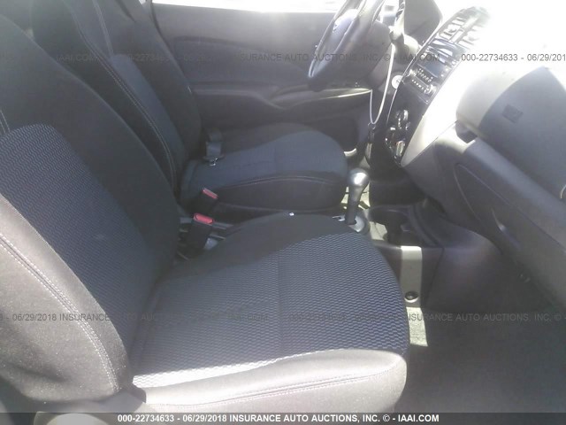 3N1CE2CP2FL417699 - 2015 NISSAN VERSA NOTE S/S PLUS/SV/SL/SR SILVER photo 5