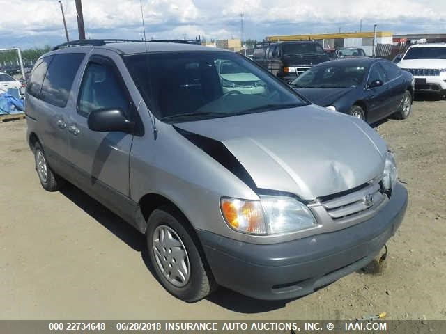 4T3ZF13C42U467843 - 2002 TOYOTA SIENNA LE/XLE SILVER photo 1