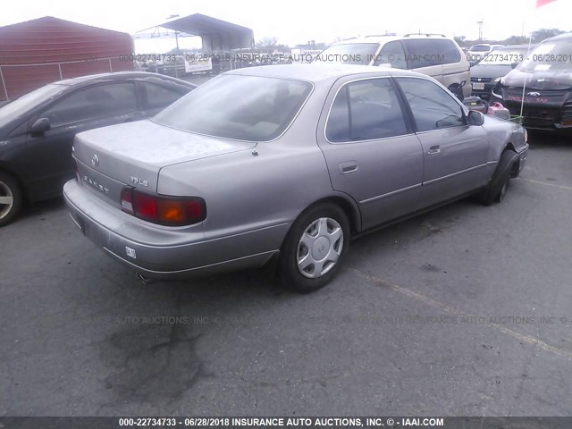JT2BF12K8T0151998 - 1996 TOYOTA CAMRY LE/XLE/SE 灰色 照片 4