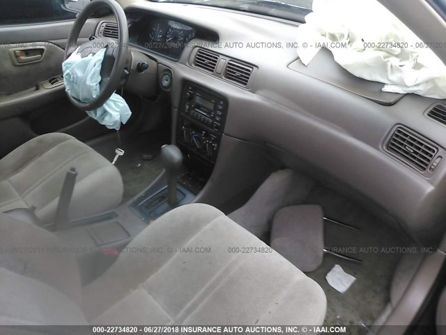4T1BG22K6XU583641 - 1999 TOYOTA CAMRY CE/LE/XLE 绿色 照片 5