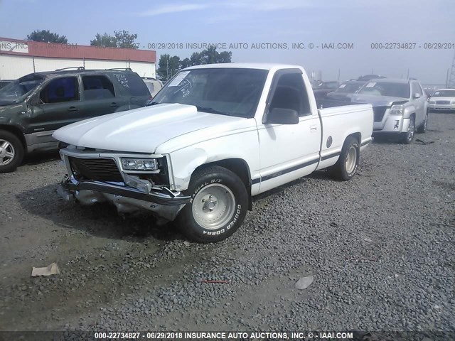 1GTEC14R8VZ505668 - 1997 GMC SIERRA C1500 WHITE photo 2