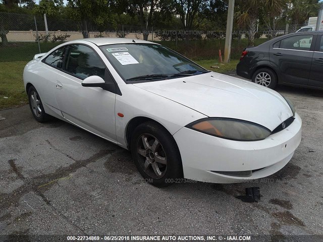 1ZWFT61L8Y5629591 - 2000 MERCURY COUGAR V6 WHITE photo 1