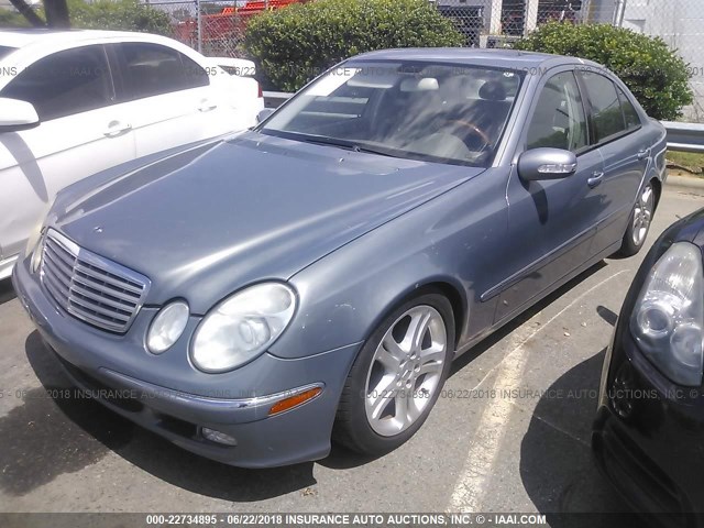 WDBUF70J84A595938 - 2004 MERCEDES-BENZ E 500 BLUE photo 2