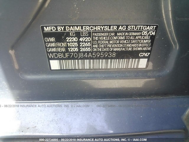 WDBUF70J84A595938 - 2004 MERCEDES-BENZ E 500 BLUE photo 9