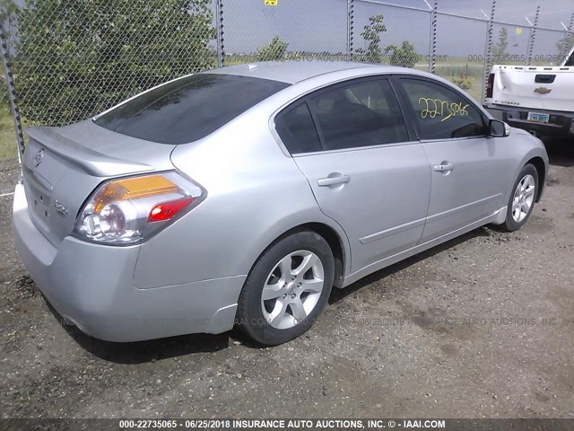 1N4BL21E58N503520 - 2008 NISSAN ALTIMA 3.5SE/3.5SL SILVER photo 4