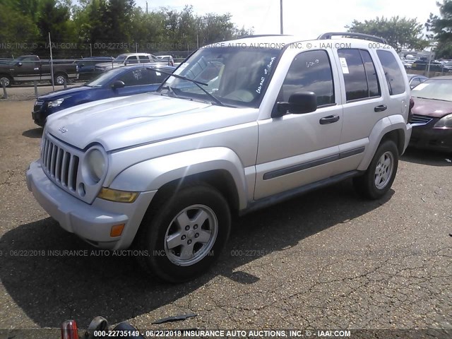 1J4GK48K57W722667 - 2007 JEEP LIBERTY SPORT SILVER photo 2