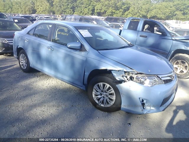 4T4BF1FK4CR254038 - 2012 TOYOTA CAMRY SE/LE/XLE 浅蓝色 照片 1