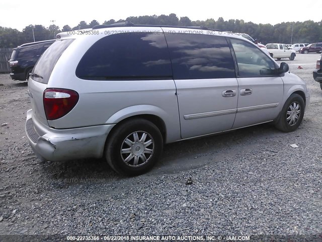 2C8GP54L55R242595 - 2005 CHRYSLER TOWN & COUNTRY TOURING SILVER photo 4