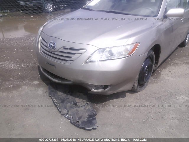 JTNBK46K273002453 - 2007 TOYOTA CAMRY NEW GENERAT LE/XLE/SE GOLD photo 6