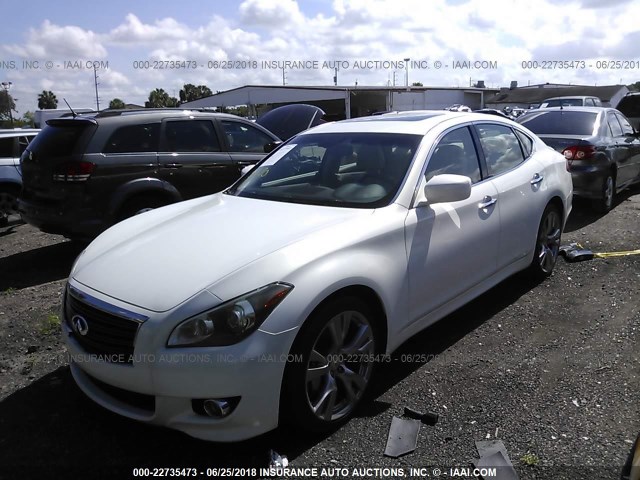 JN1AY1AP8BM520055 - 2011 INFINITI M56 WHITE photo 2