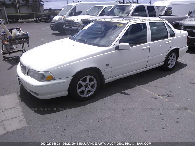 YV1LS61J3Y2641848 - 2000 VOLVO S70 SE WHITE photo 2