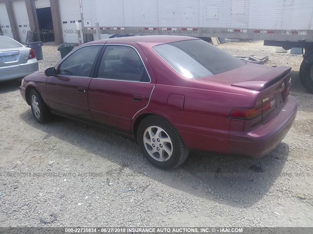 4T1BF22K9VU013388 - 1997 TOYOTA CAMRY CE/LE/XLE RED photo 3