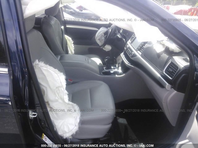 5TDJKRFH0ES062437 - 2014 TOYOTA HIGHLANDER XLE ლურჯი ფოტო 5