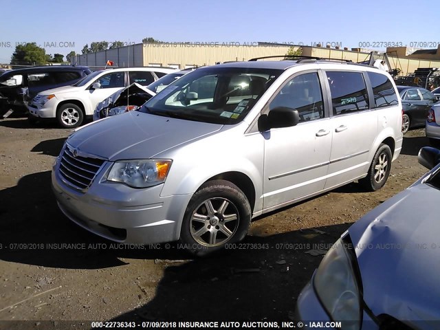 2A8HR54109R674119 - 2009 CHRYSLER TOWN & COUNTRY TOURING SILVER photo 2