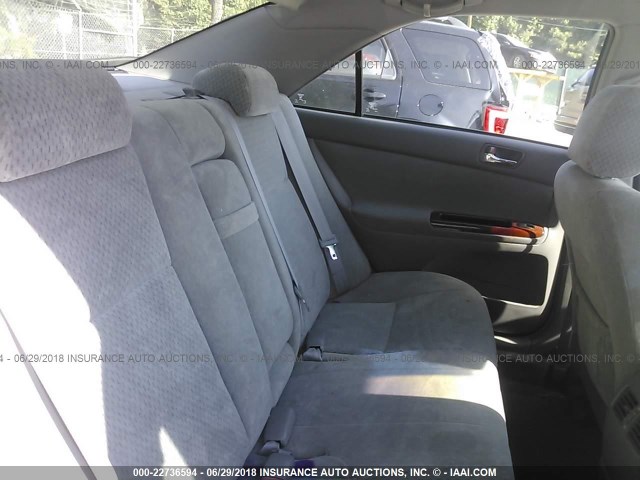 4T1BE32K94U859625 - 2004 TOYOTA CAMRY LE/XLE/SE Gümüş foto 8