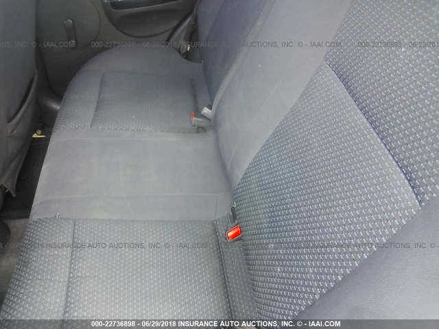 KL1TD56676B554439 - 2006 CHEVROLET AVEO LS GRAY photo 8