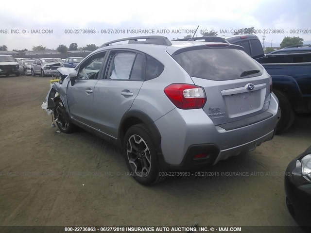 JF2GPABC7H8222797 - 2017 SUBARU CROSSTREK PREMIUM SILVER photo 3