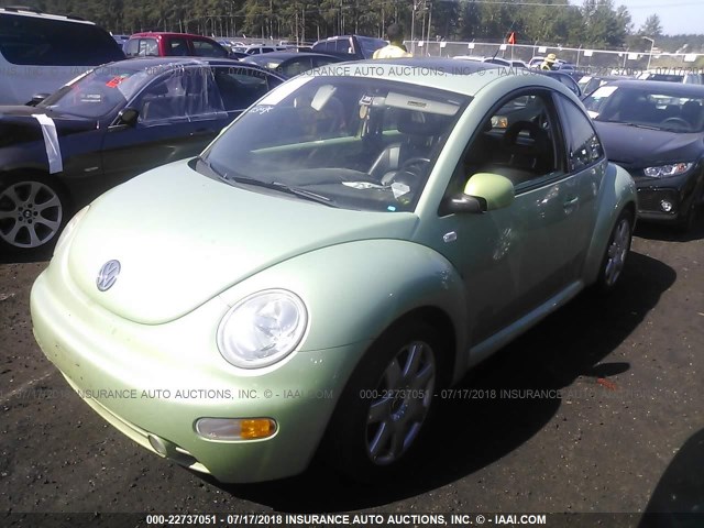 3VWDD21C31M454426 - 2001 VOLKSWAGEN NEW BEETLE GLX 绿色 照片 2