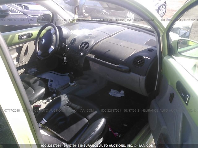 3VWDD21C31M454426 - 2001 VOLKSWAGEN NEW BEETLE GLX 绿色 照片 5
