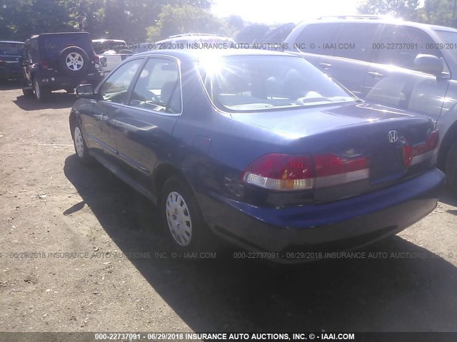 1HGCF86602A123589 - 2002 HONDA ACCORD VALUE BLUE photo 3