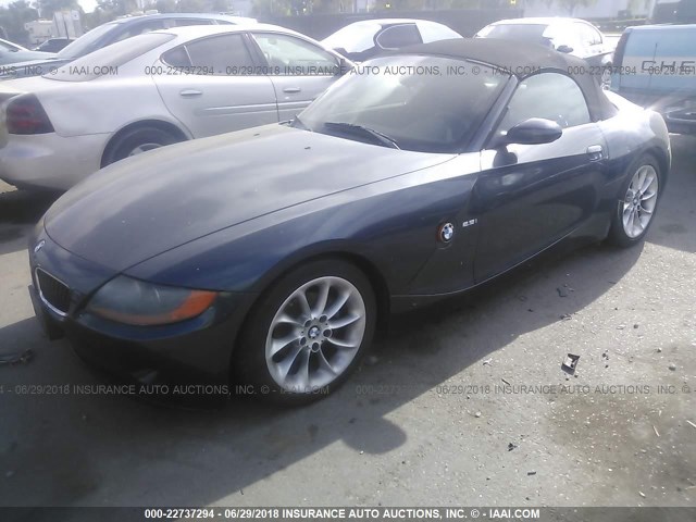 4USBT33493LS47773 - 2003 BMW Z4 2.5 BLUE photo 2