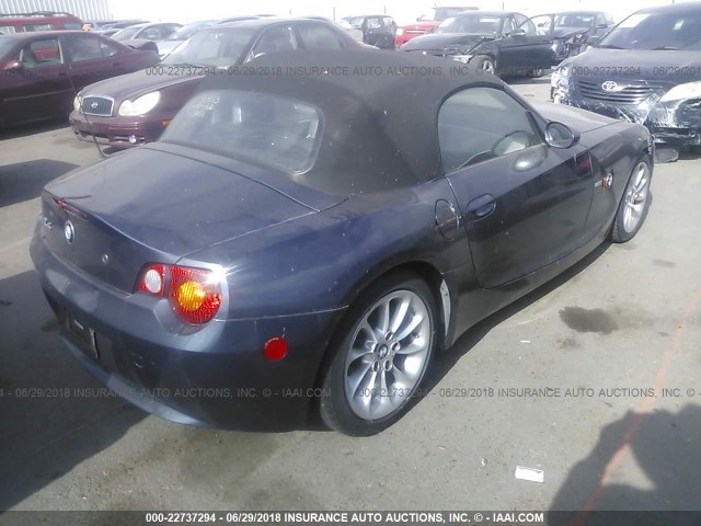 4USBT33493LS47773 - 2003 BMW Z4 2.5 BLUE photo 4