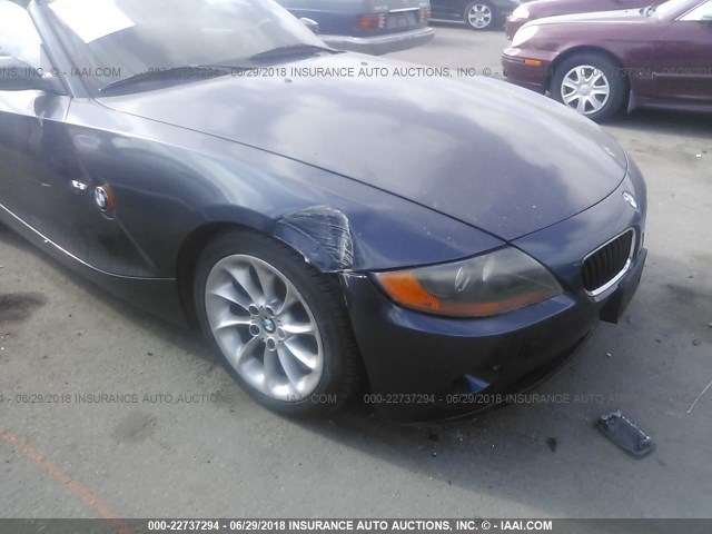 4USBT33493LS47773 - 2003 BMW Z4 2.5 BLUE photo 6