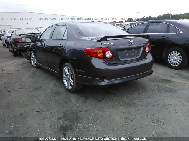 2T1BE40E49C026617 - 2009 TOYOTA COROLLA XRS GRAY photo 3