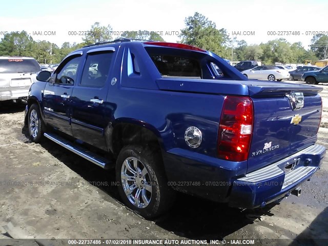 3GNTKFE78DG112991 - 2013 CHEVROLET AVALANCHE LT BLUE photo 3