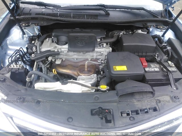 4T4BF1FK1DR322197 - 2013 TOYOTA CAMRY L/SE/LE/XLE ღია ლურჯი ფოტო 10