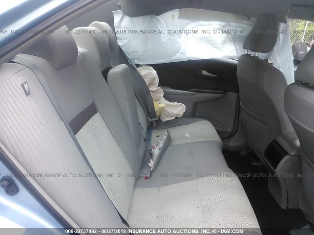 4T4BF1FK1DR322197 - 2013 TOYOTA CAMRY L/SE/LE/XLE ღია ლურჯი ფოტო 8