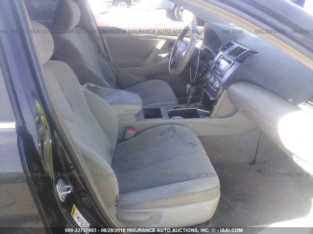 4T4BE46K09R050642 - 2009 TOYOTA CAMRY SE/LE/XLE 黑色 照片 5