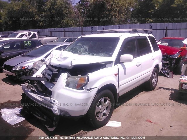 2HKYF184X6H513332 - 2006 HONDA PILOT EX WHITE photo 2