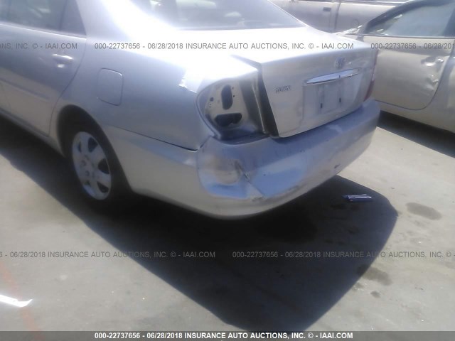 JTDBE32K930226651 - 2003 TOYOTA CAMRY LE/XLE SILVER photo 6