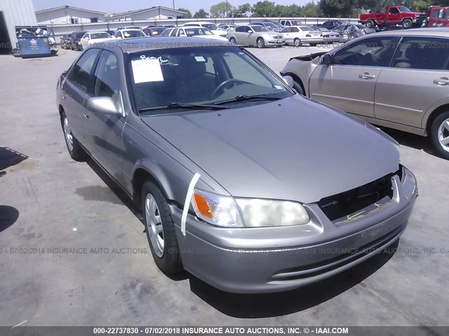 4T1BG22K31U105832 - 2001 TOYOTA CAMRY CE/LE/XLE 棕色 照片 1
