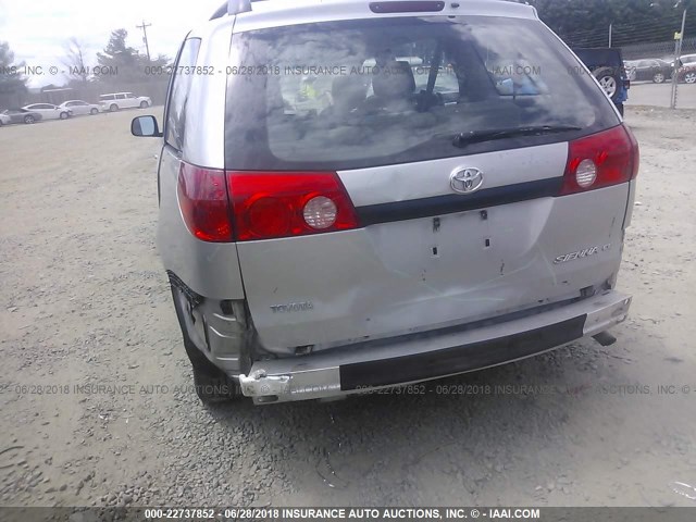 5TDZA23C56S558485 - 2006 TOYOTA SIENNA CE/LE SILVER photo 6