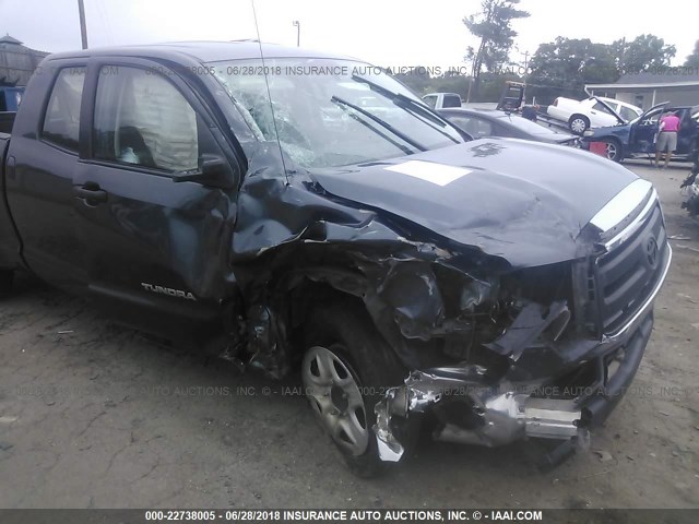 5TFRU5F13AX023001 - 2010 TOYOTA TUNDRA DOUBLE CAB SR5 Light Blue photo 6