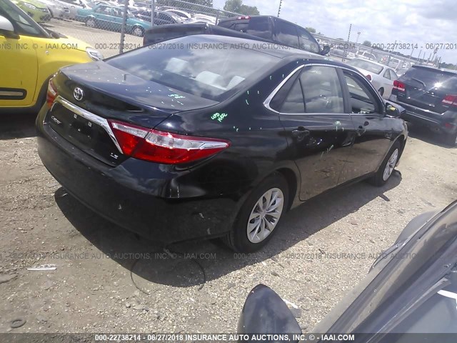 4T1BF1FK9FU100407 - 2015 TOYOTA CAMRY LE/XLE/SE/XSE BLACK photo 4