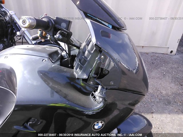 WB10418A1YZC68554 - 2000 BMW R1100 RT GRAY photo 5