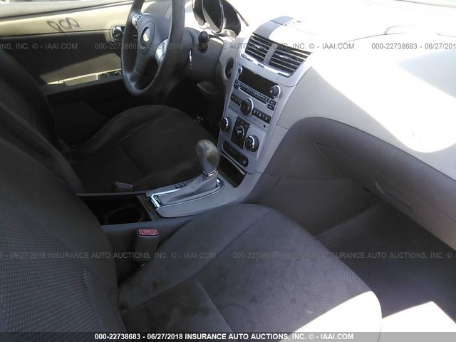 1G1ZG57BX94227945 - 2009 CHEVROLET MALIBU LS 灰色 照片 5