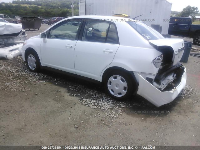 3N1BC11E29L351172 - 2009 NISSAN VERSA S/SL WHITE photo 3