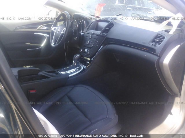 2G4GR5ER1D9248211 - 2013 BUICK REGAL GRAY photo 5